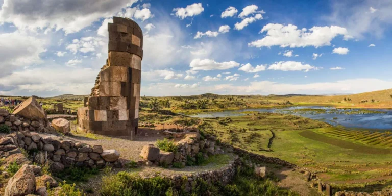 Los-atractivos-turisticos-de-Puno-en-Peru