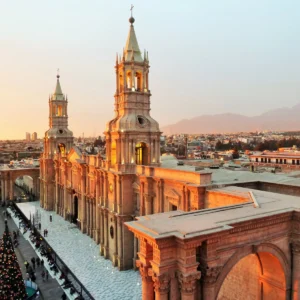 SEMANA SANTA PERÚ EN AREQUIPA : 04 DIAS - 03 NOCHES Del 02 al 05 de Abril